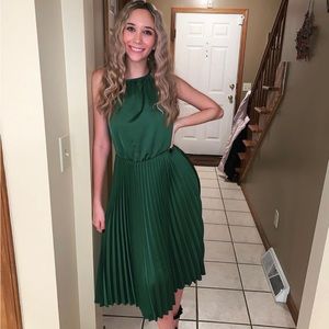 Green midi dress